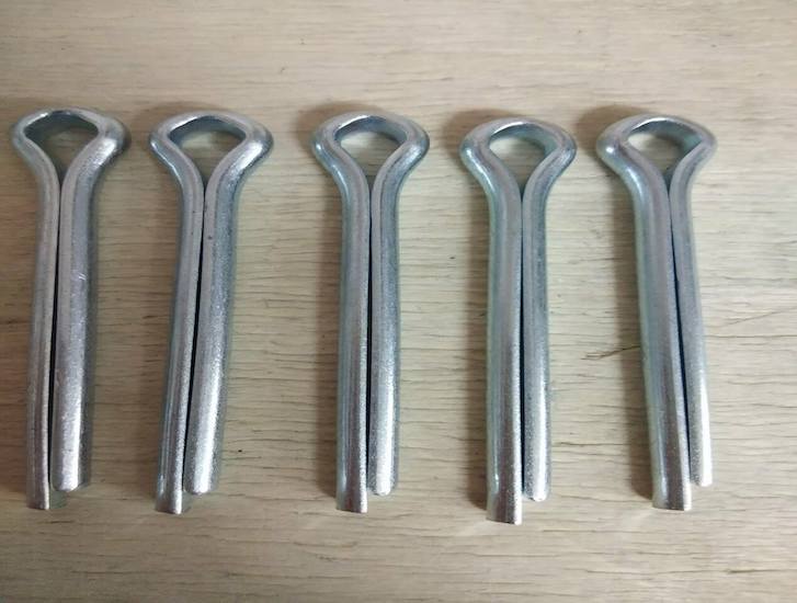 Clip & Pins 3